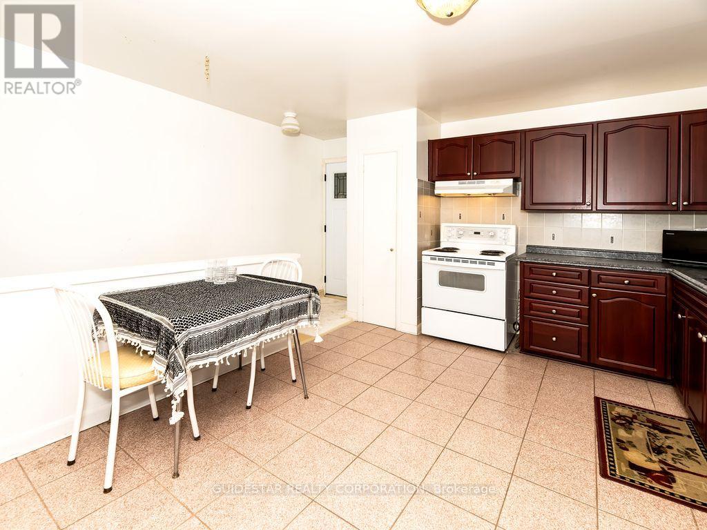 1313 Rideout Crescent, Ottawa, Ontario  K2C 2X9 - Photo 9 - X12567530