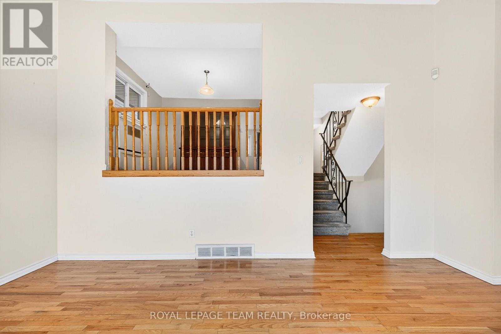 2 - 13 Bertona Street, Ottawa, Ontario  K2G 0W2 - Photo 15 - X12567536