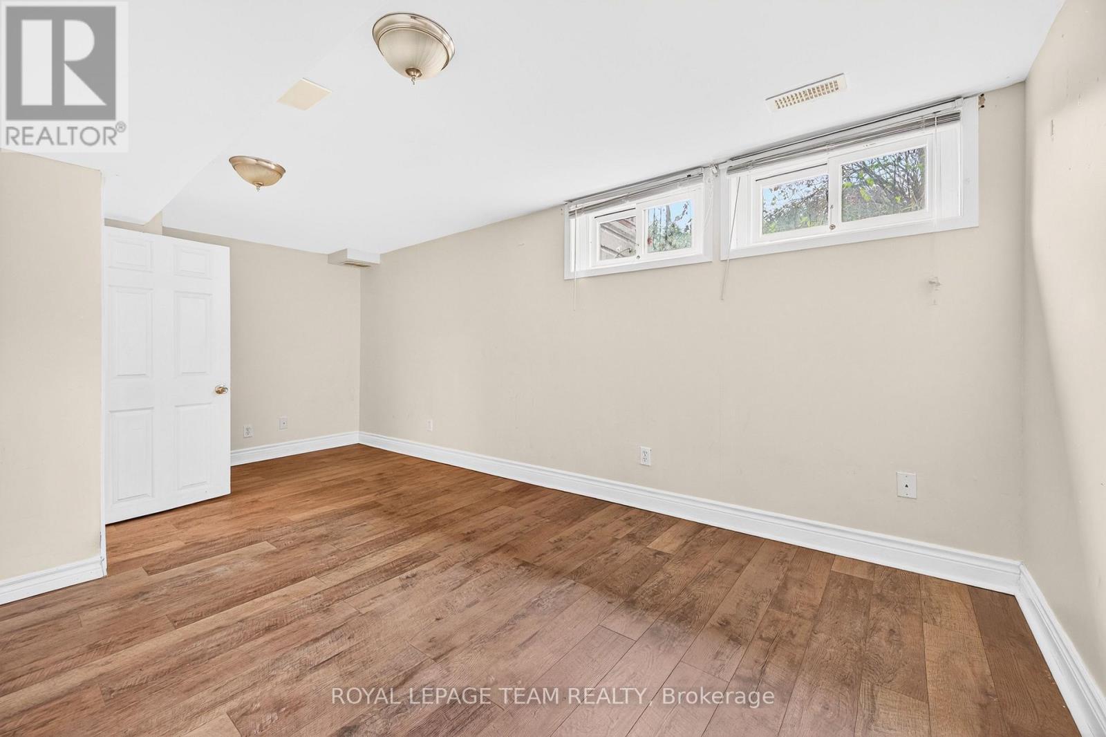 2 - 13 Bertona Street, Ottawa, Ontario  K2G 0W2 - Photo 33 - X12567536