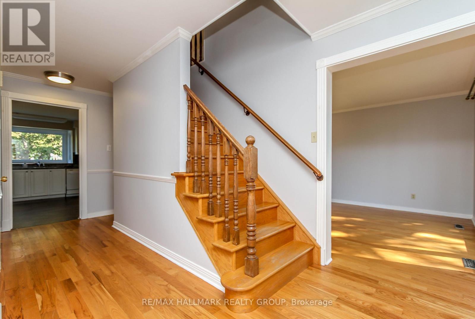 1210 Bordeau Grove, Ottawa, Ontario  K1C 2M7 - Photo 4 - X12567584