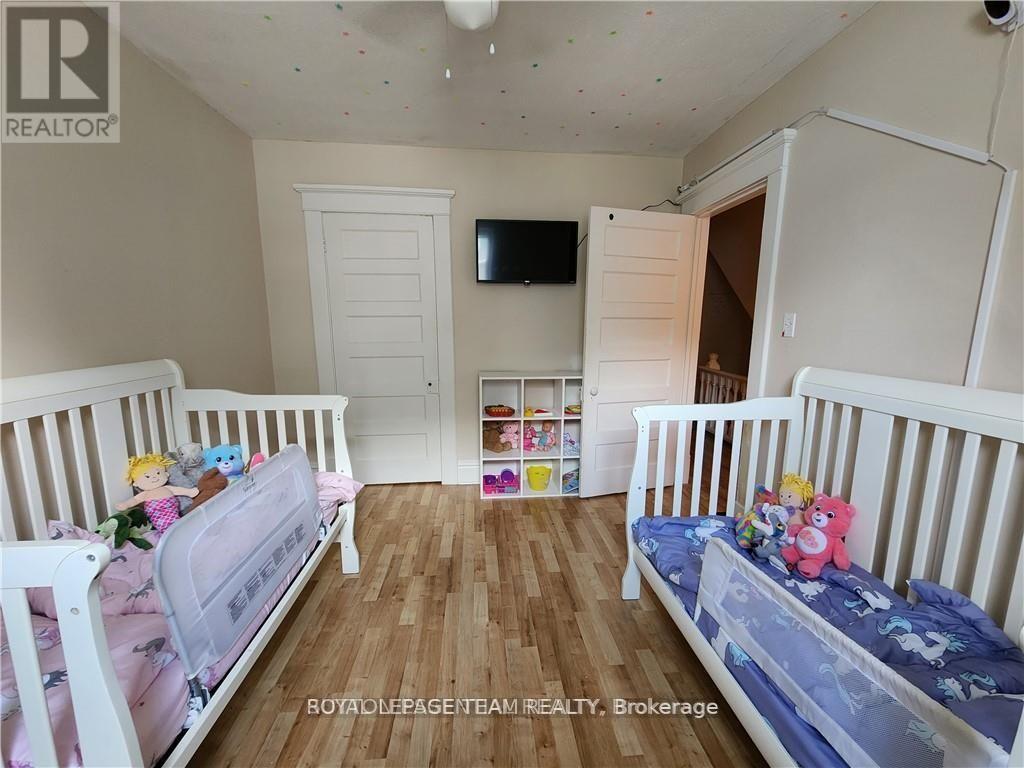 219 James Street E, Brockville, Ontario  K6V 1L7 - Photo 11 - X12567608