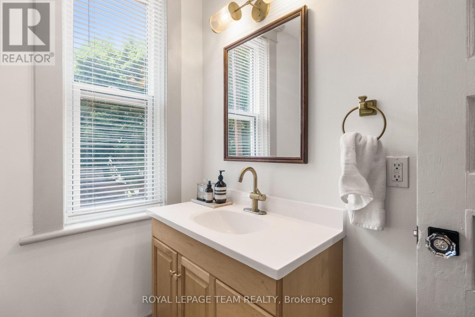 219 James Street E, Brockville, Ontario  K6V 1L7 - Photo 13 - X12567608