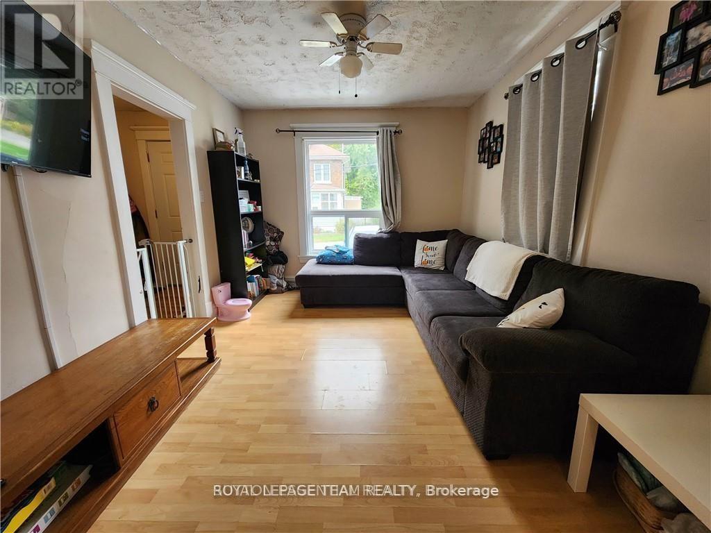 219 James Street E, Brockville, Ontario  K6V 1L7 - Photo 5 - X12567608