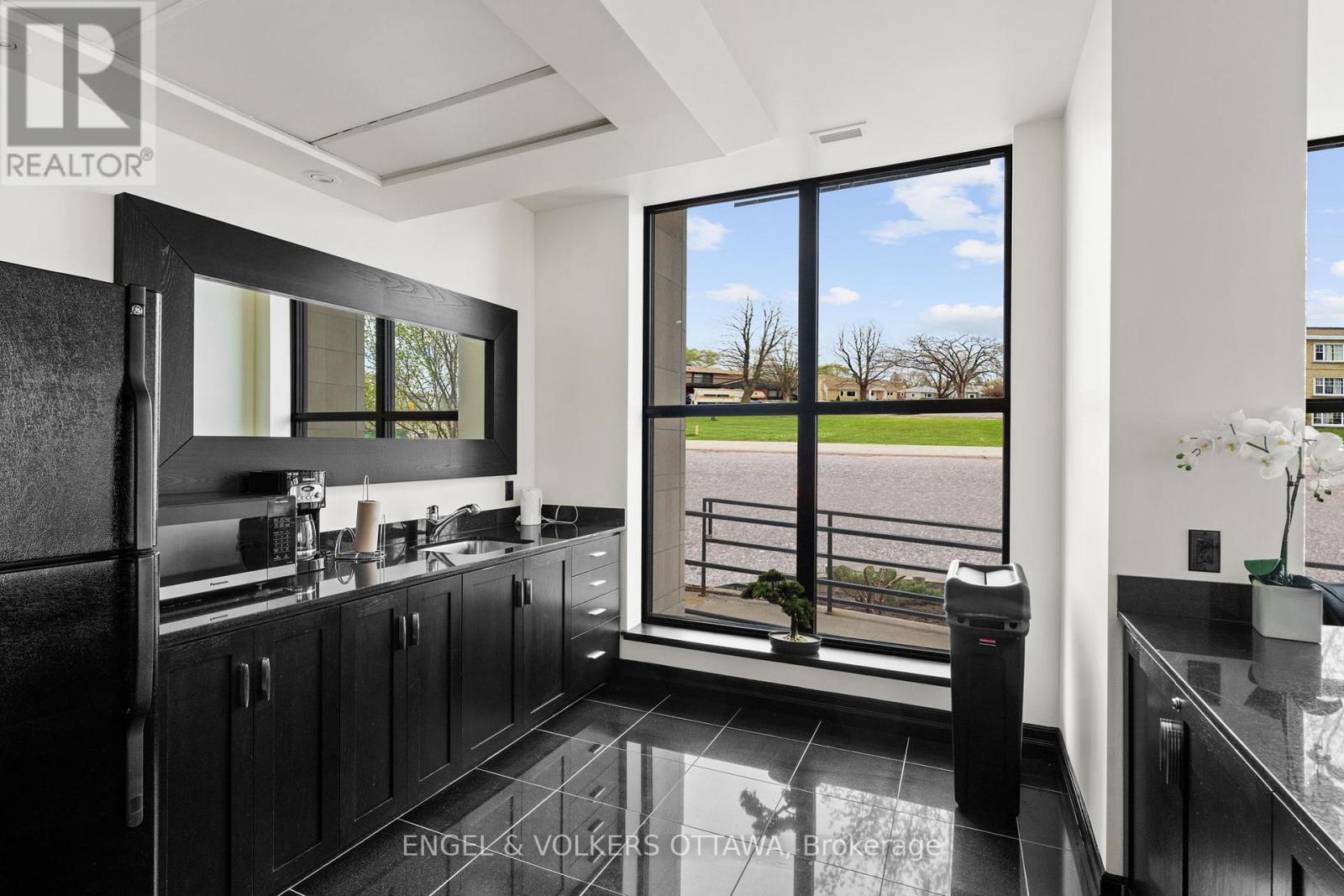 102 - 75 Cleary Avenue, Ottawa, Ontario  K2A 1R8 - Photo 27 - X12567632