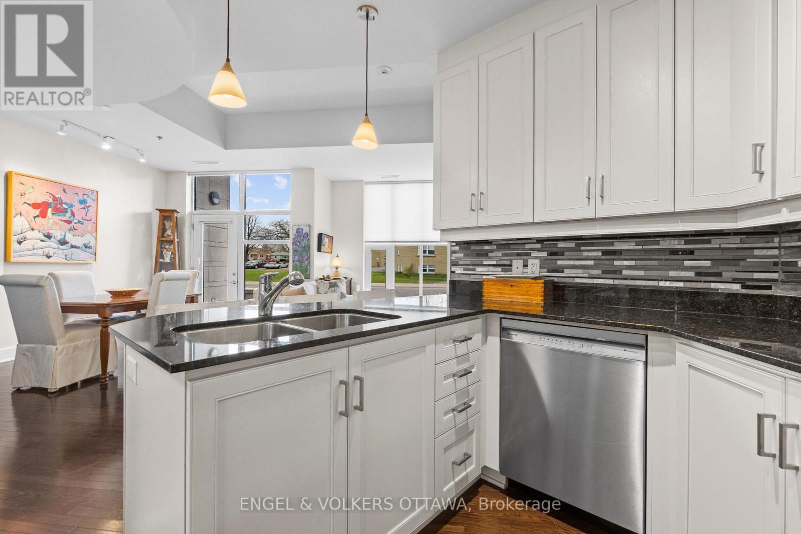 102 - 75 Cleary Avenue, Ottawa, Ontario  K2A 1R8 - Photo 8 - X12567632