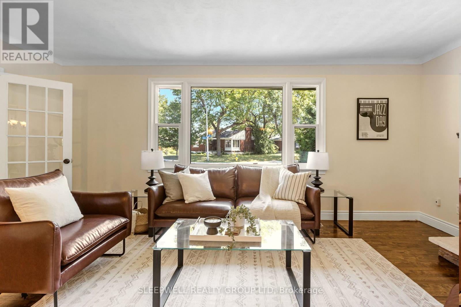 2209 Bel-Air Drive, Ottawa, Ontario  K2C 0X2 - Photo 5 - X12567656