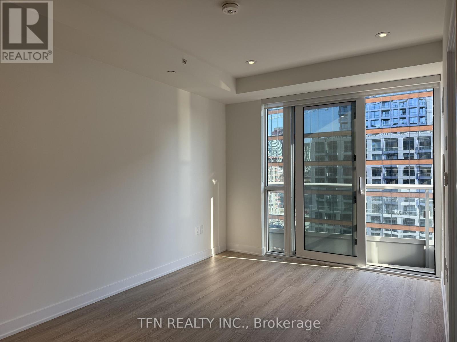 919 - 15 Richardson Street, Toronto, Ontario M5A 0Y5 - Photo 2 - C12560376