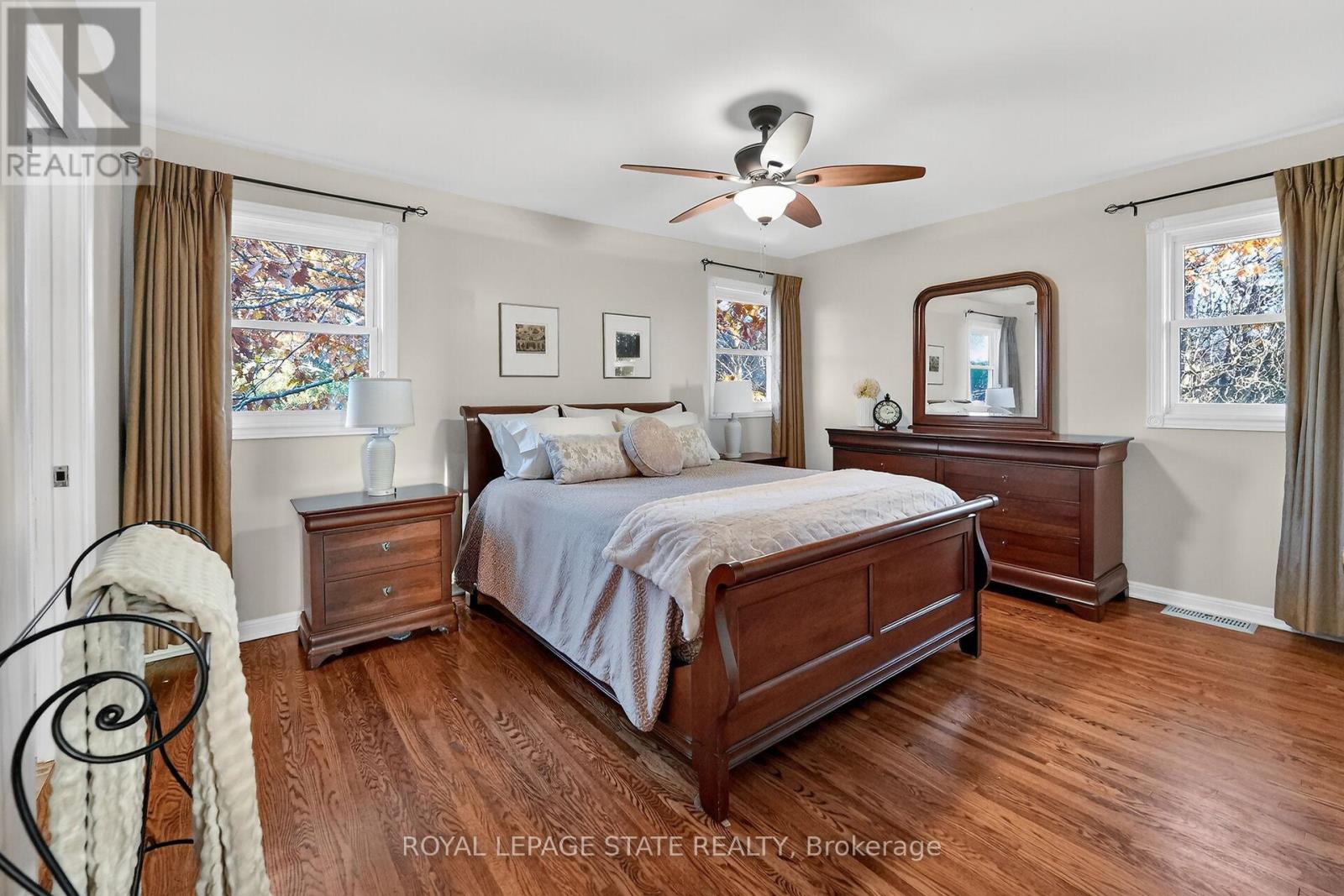 152 Ridge Road W, Grimsby, Ontario  L3M 4E7 - Photo 25 - X12567348