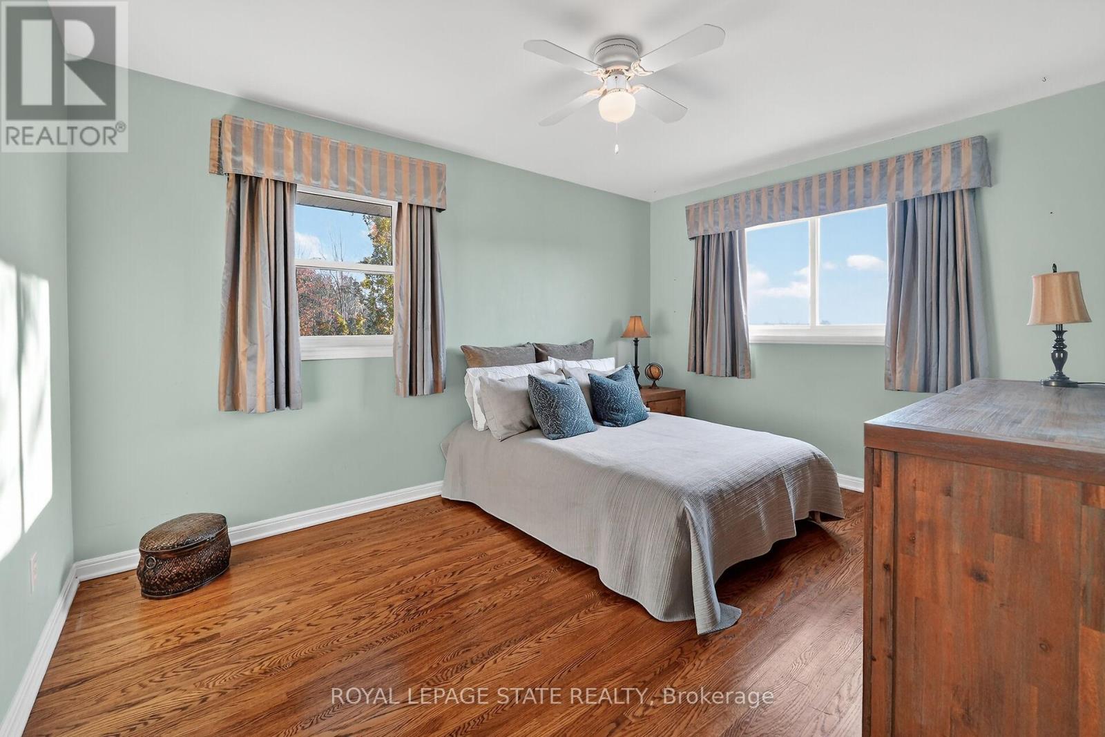 152 Ridge Road W, Grimsby, Ontario  L3M 4E7 - Photo 31 - X12567348