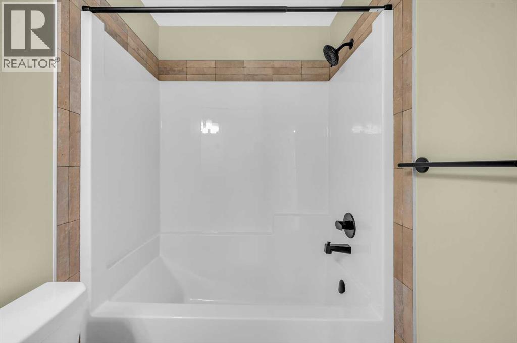 32 Rowmont Common Nw, Calgary, Alberta  T3L 0L3 - Photo 32 - A2233479