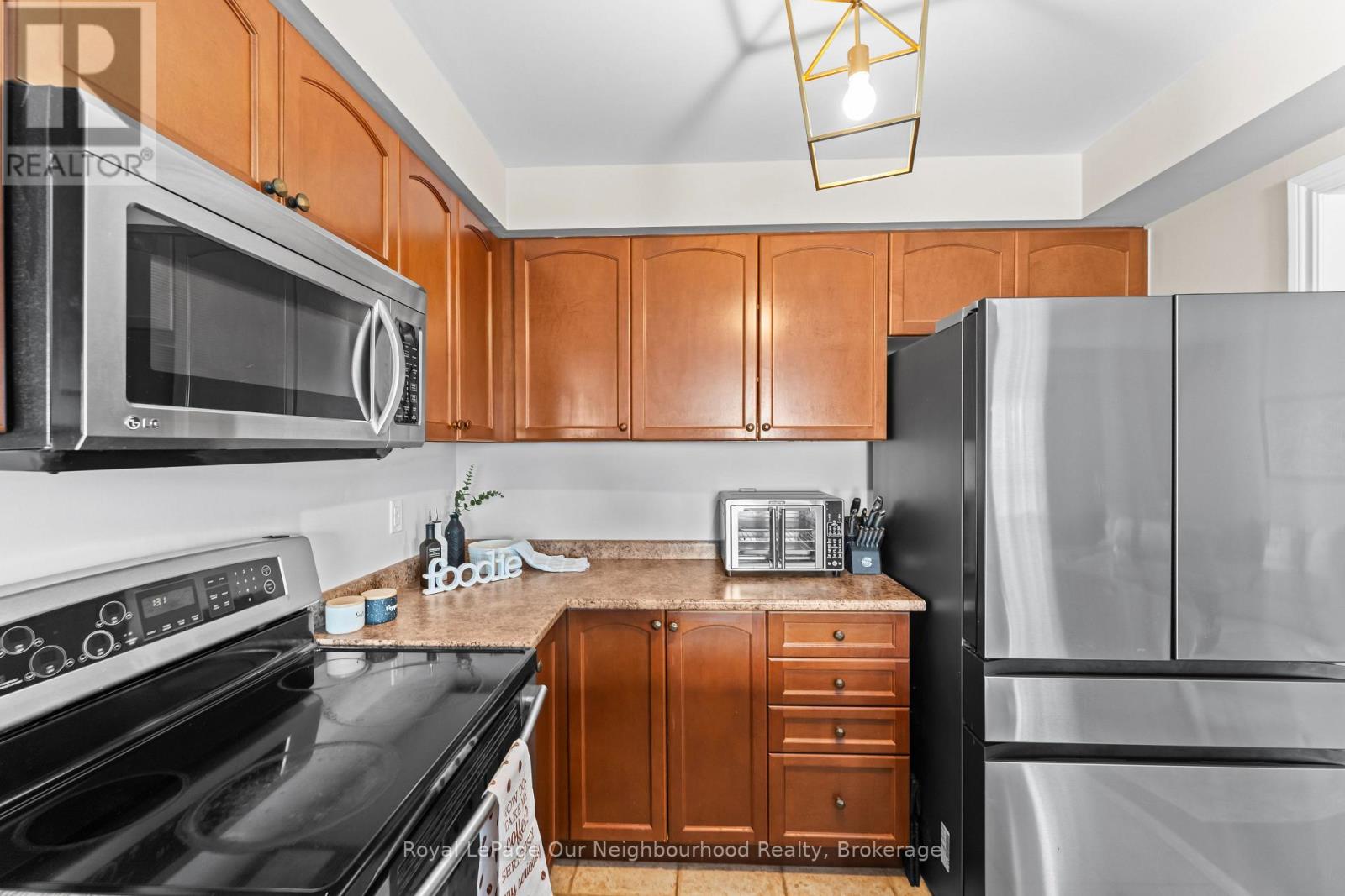 95 Laprade Square, Clarington, Ontario  L1C 3Y6 - Photo 10 - E12567504