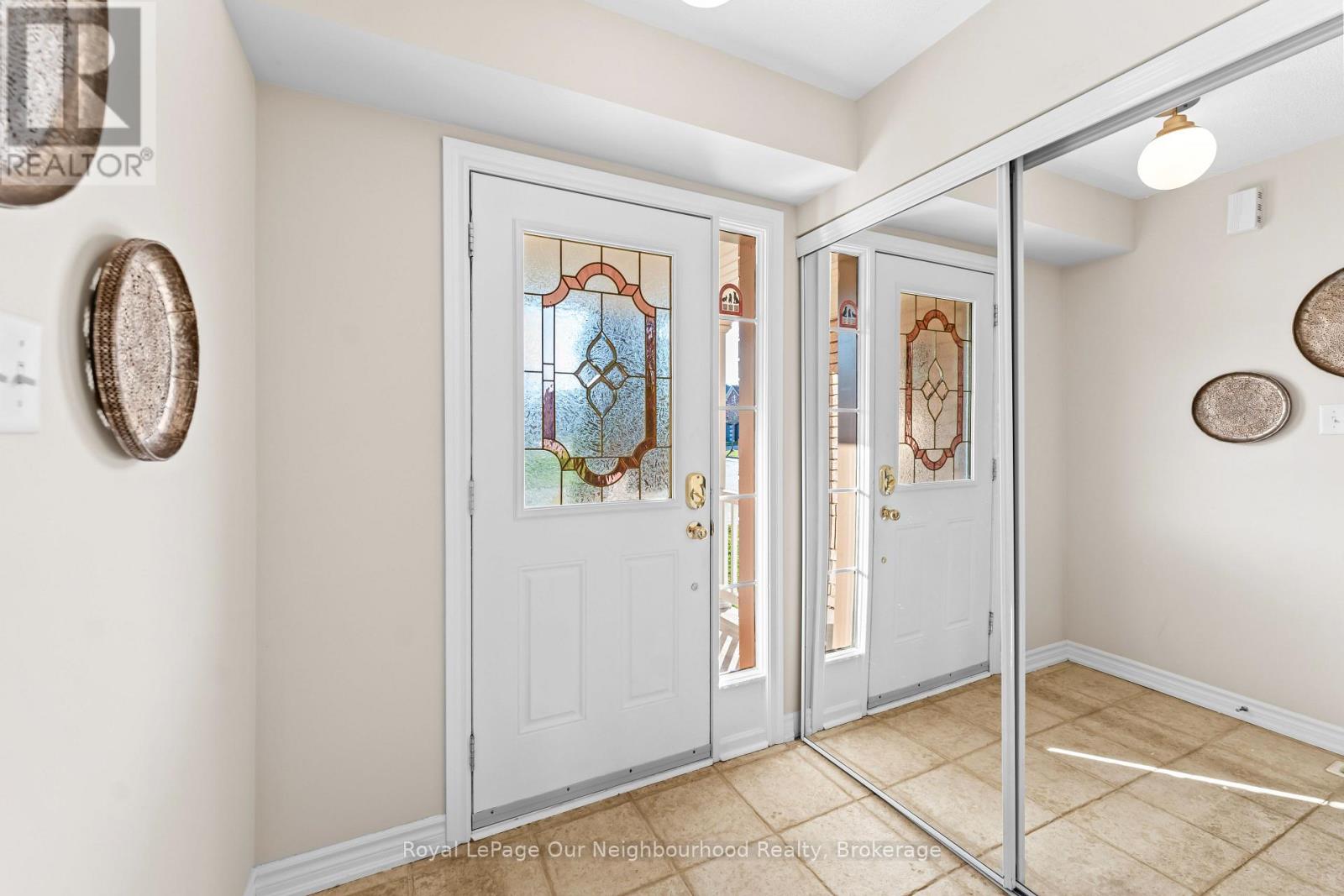 95 Laprade Square, Clarington, Ontario  L1C 3Y6 - Photo 4 - E12567504