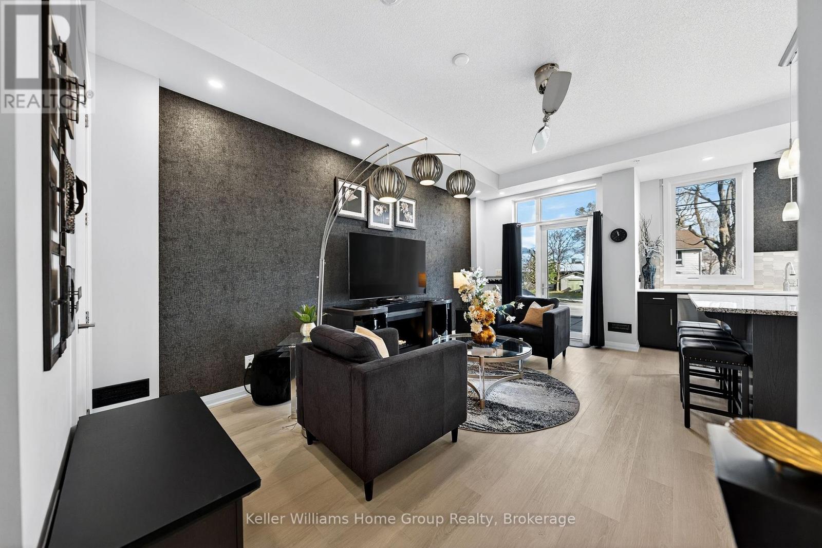 At5 - 53 Arthur Street S, Guelph (St. Patrick's Ward), Ontario  N1E 0P5 - Photo 6 - X12567552