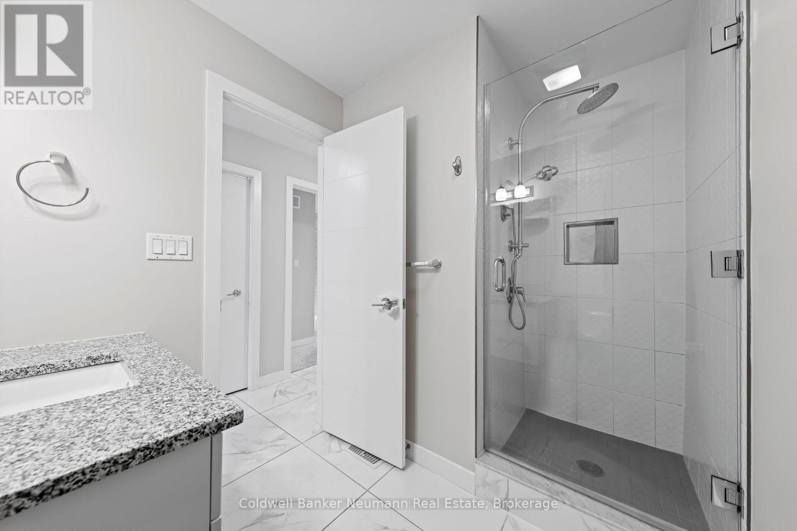 4 - 72 York Road, Guelph (St. Patrick's Ward), Ontario  N1E 0M3 - Photo 16 - X12567664