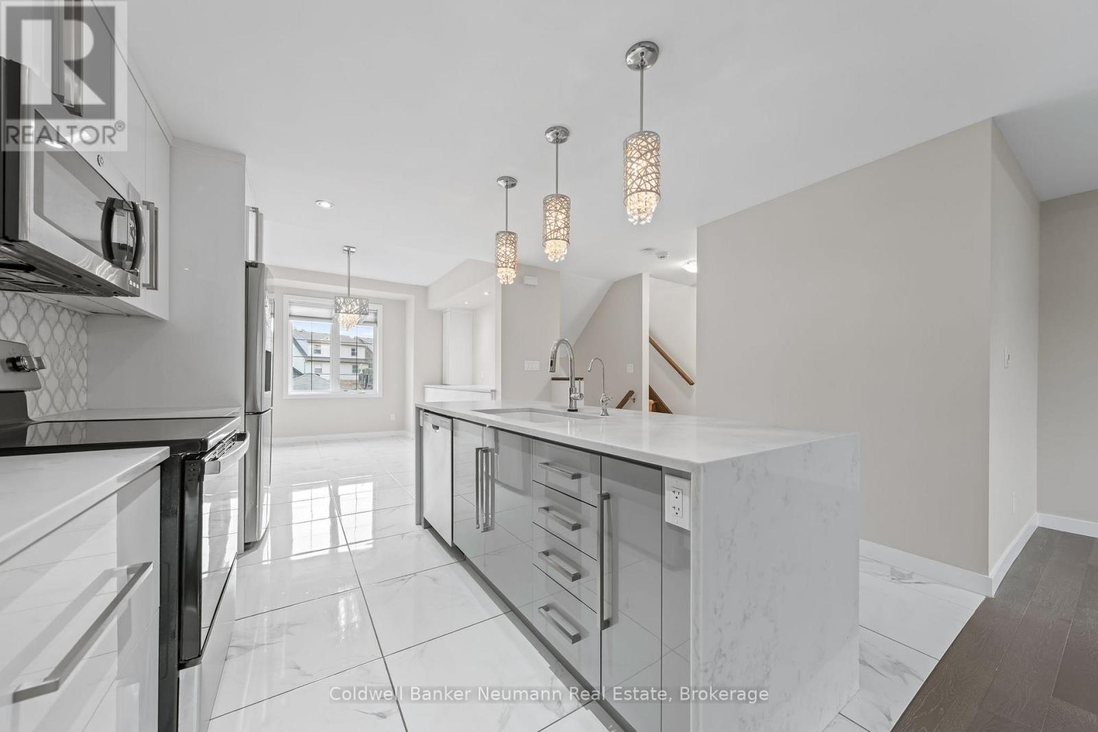 4 - 72 York Road, Guelph (St. Patrick's Ward), Ontario  N1E 0M3 - Photo 9 - X12567664