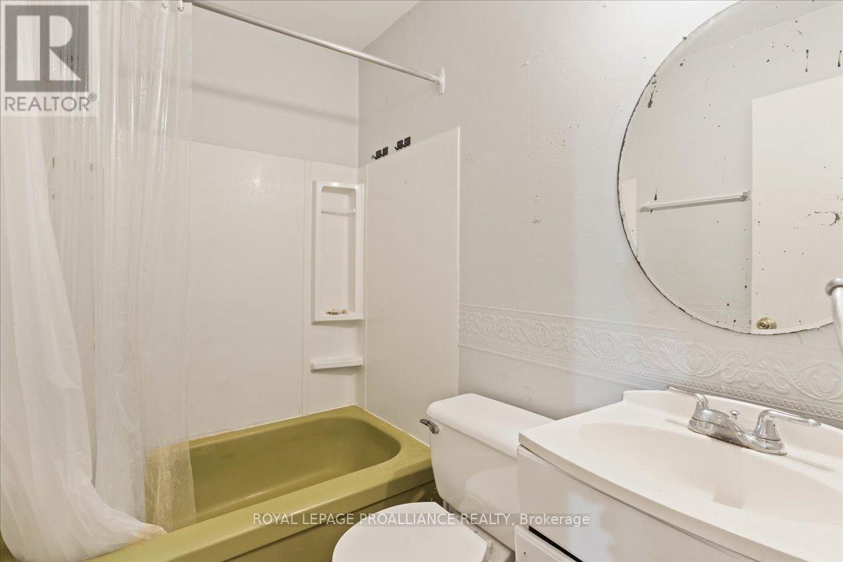 42 O'hare Street, Belleville, Ontario  K8P 4N1 - Photo 21 - X12567586