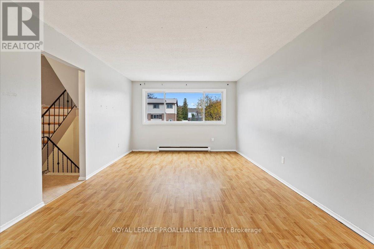 42 O'hare Street, Belleville, Ontario  K8P 4N1 - Photo 6 - X12567586