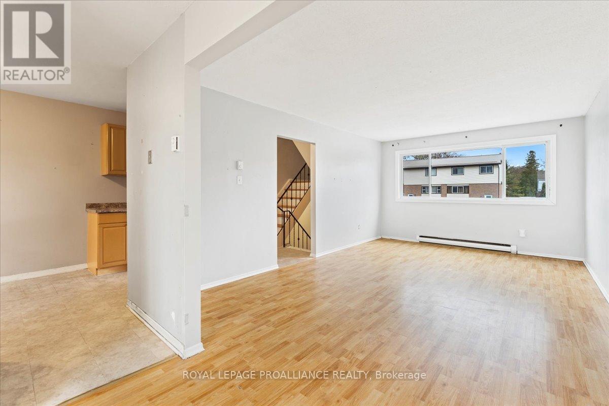 42 O'hare Street, Belleville, Ontario  K8P 4N1 - Photo 8 - X12567586