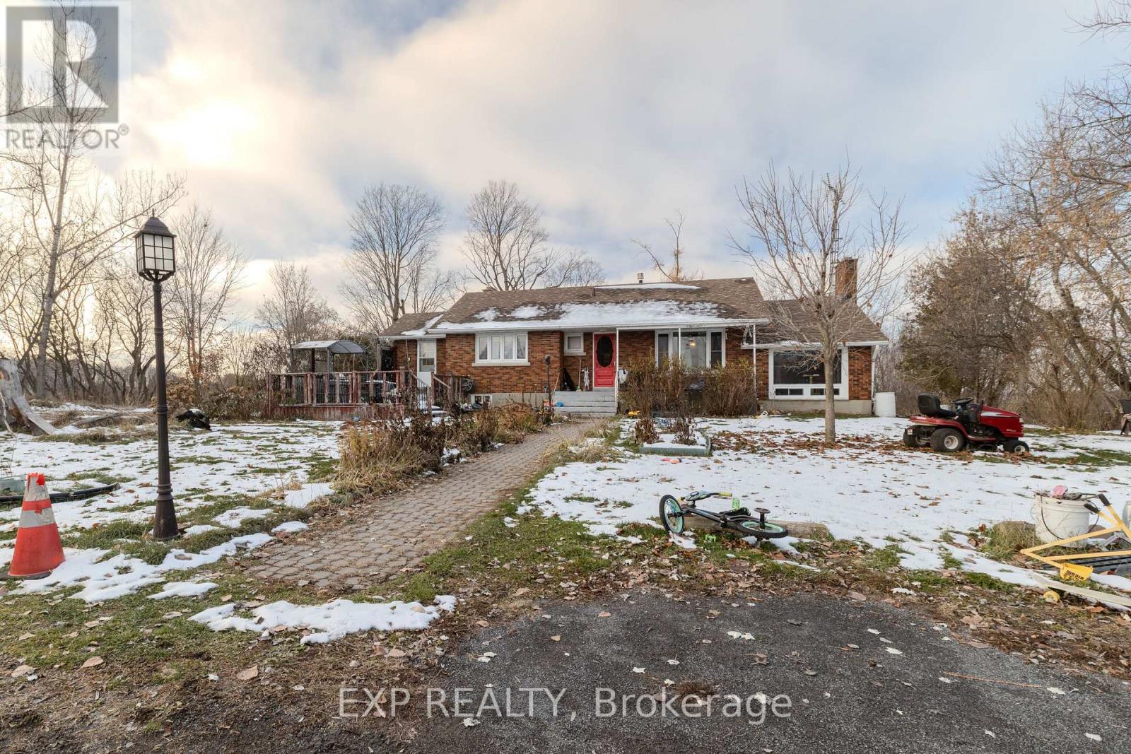 20551 Mccormick Road, North Glengarry, Ontario  K0C 1A0 - Photo 2 - X12567602