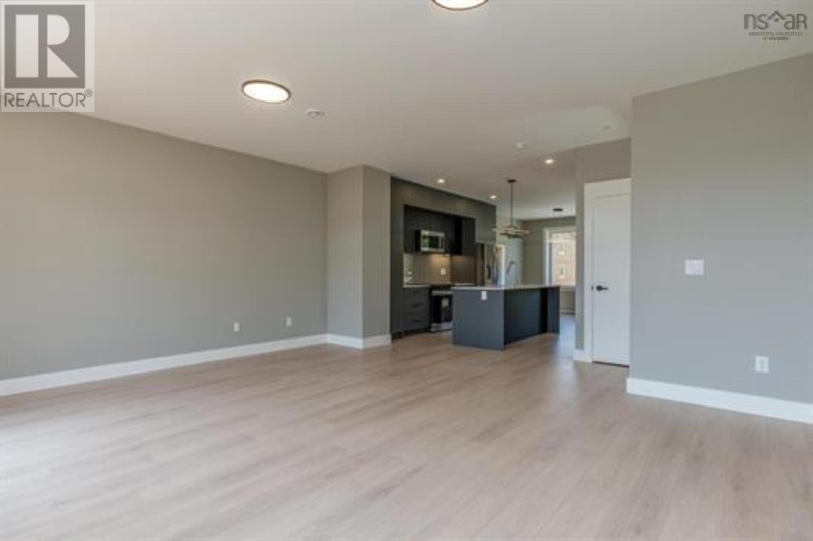 55b Honeygold Drive, Halifax, Nova Scotia  B3R 2H8 - Photo 6 - 202528414