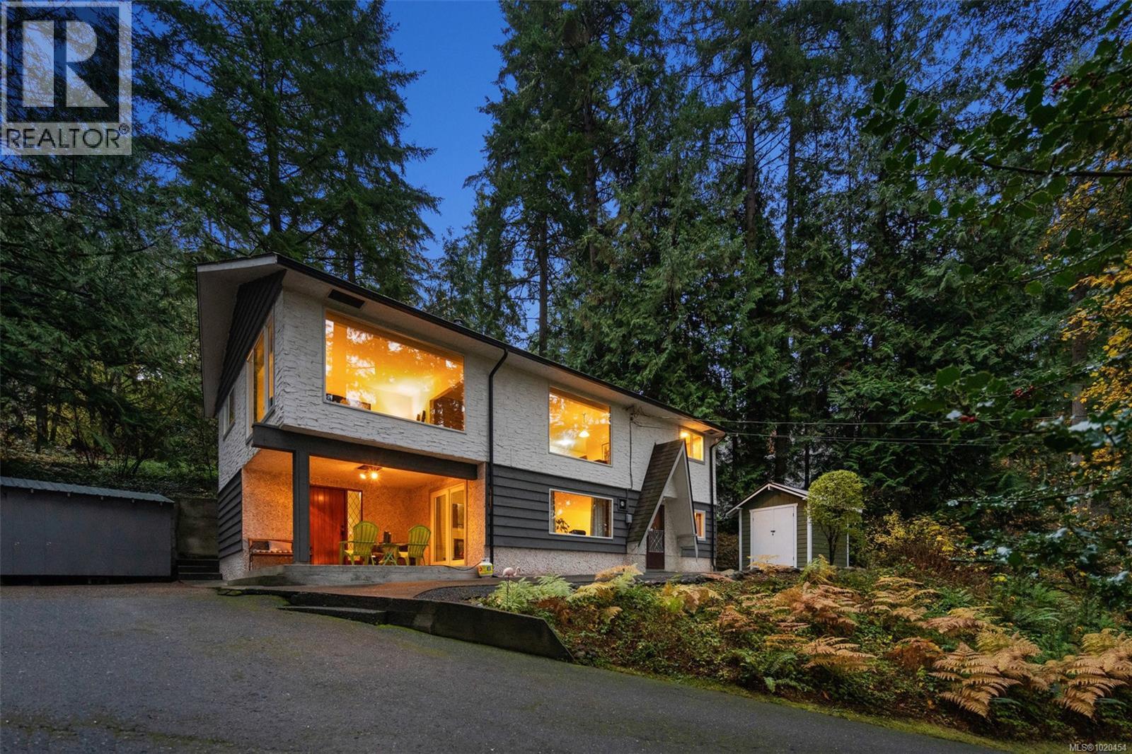 1186 Laurel Rd, North Saanich, British Columbia  V8L 5K8 - Photo 39 - 1020454