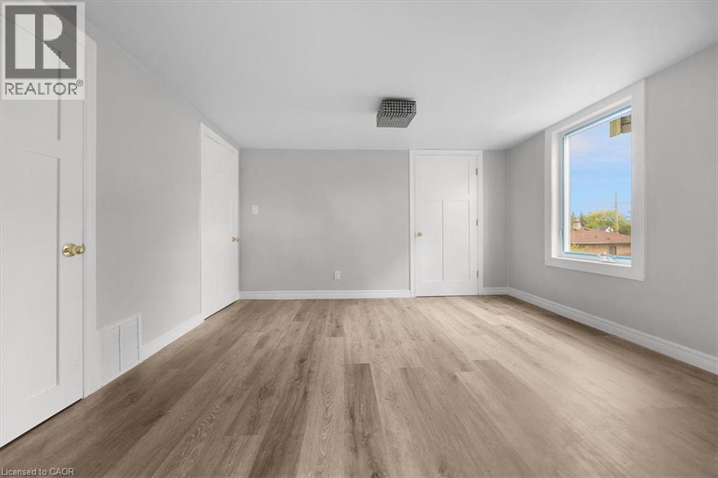 687 Upper James Street, Hamilton, Ontario  L9C 2Z4 - Photo 19 - 40789906