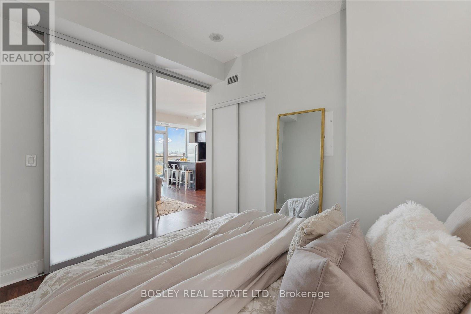 1503 - 35 Brian Peck Crescent, Toronto, Ontario  M4G 0A5 - Photo 34 - C12567558