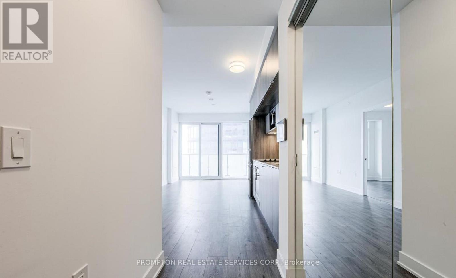 1706 - 575 Bloor Street E, Toronto, Ontario  M4W 0B2 - Photo 3 - C12567622