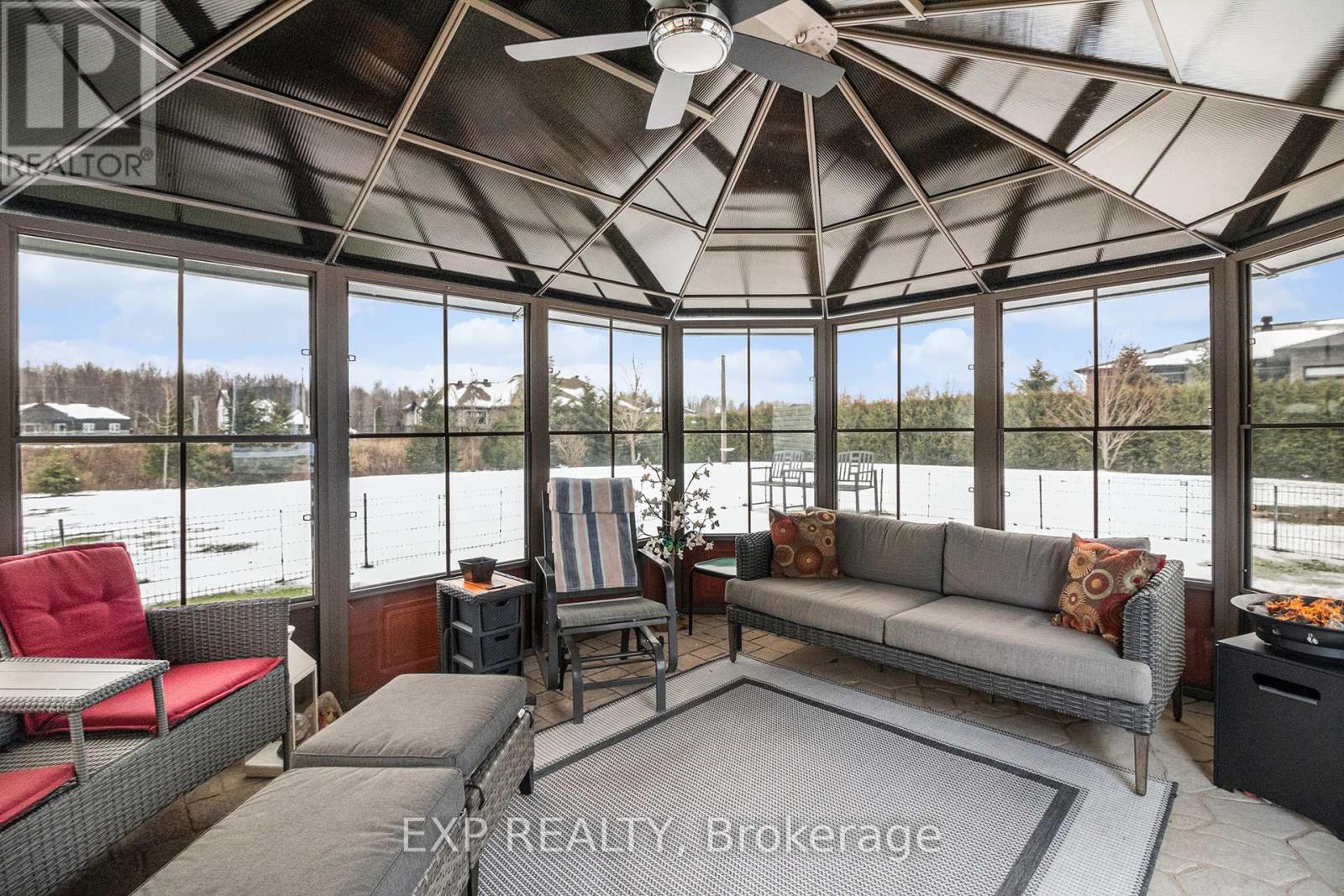 2003 Farisita Drive, Ottawa, Ontario  K0A 3H0 - Photo 36 - X12462674