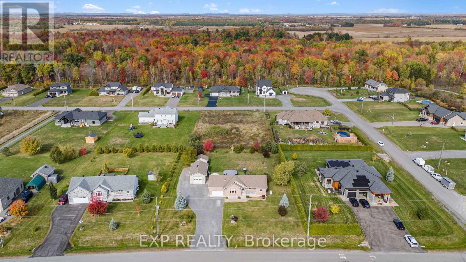 2003 Farisita Drive, Ottawa, Ontario  K0A 3H0 - Photo 37 - X12462674