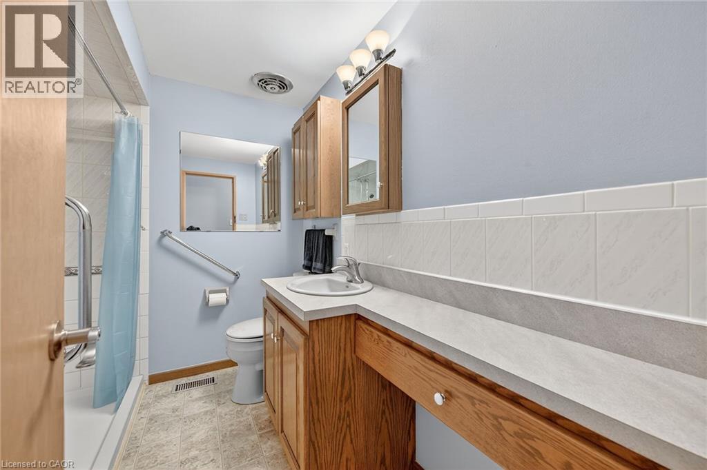 64 Luscombe Street, Hamilton, Ontario  L9A 2J8 - Photo 19 - 40765347