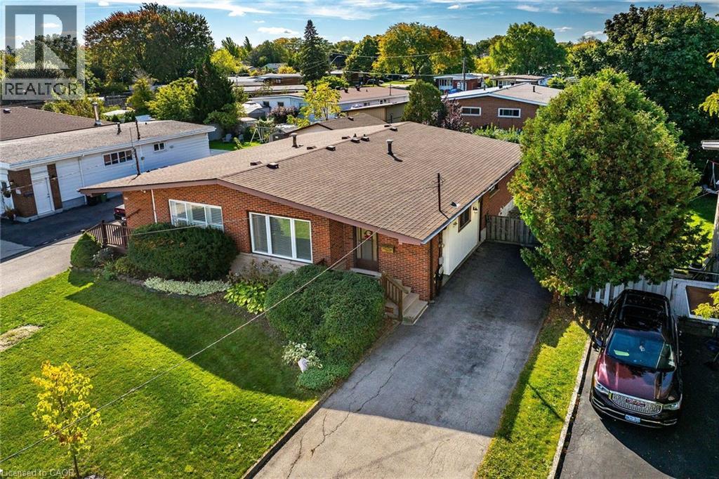 64 Luscombe Street, Hamilton, Ontario  L9A 2J8 - Photo 2 - 40765347