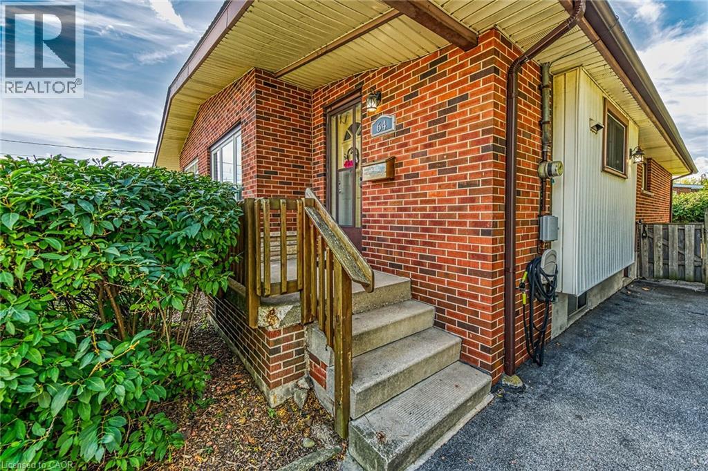 64 Luscombe Street, Hamilton, Ontario  L9A 2J8 - Photo 3 - 40765347