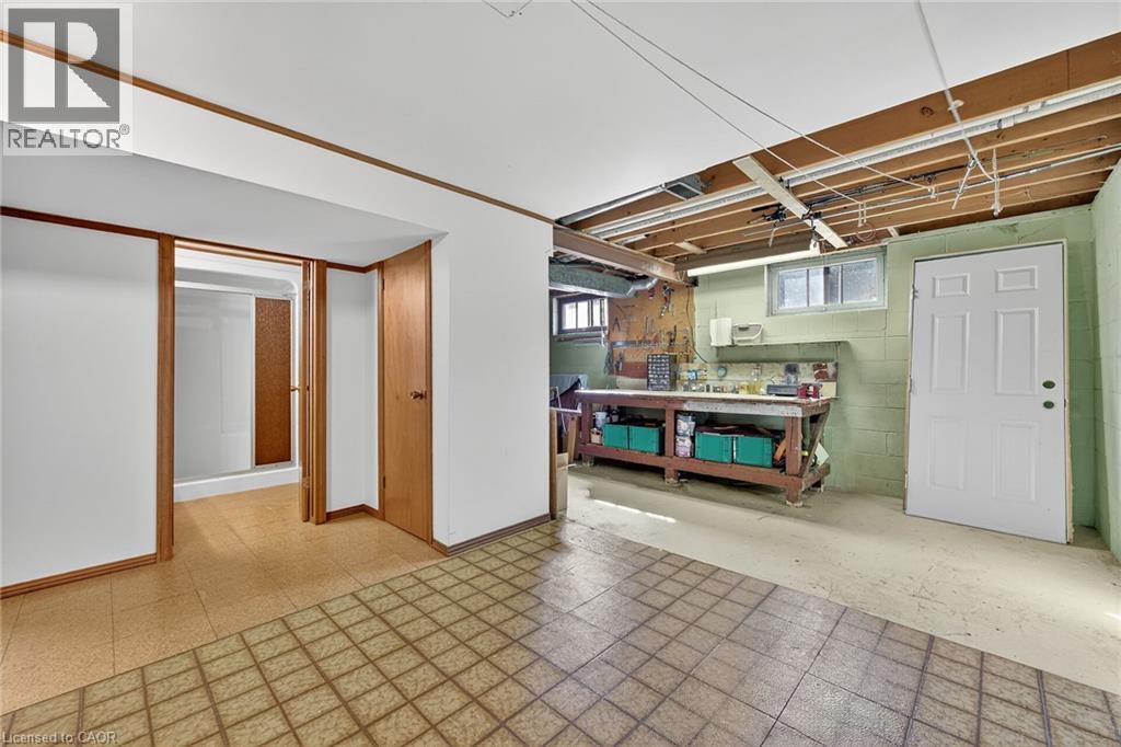 64 Luscombe Street, Hamilton, Ontario  L9A 2J8 - Photo 27 - 40765347