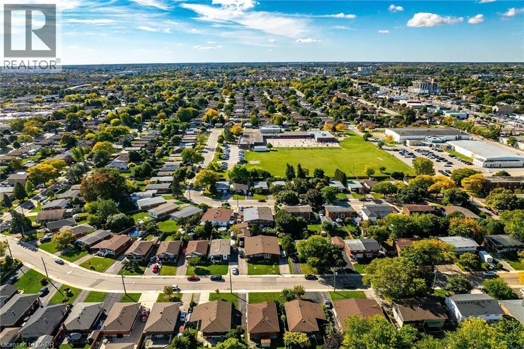 64 Luscombe Street, Hamilton, Ontario  L9A 2J8 - Photo 35 - 40765347