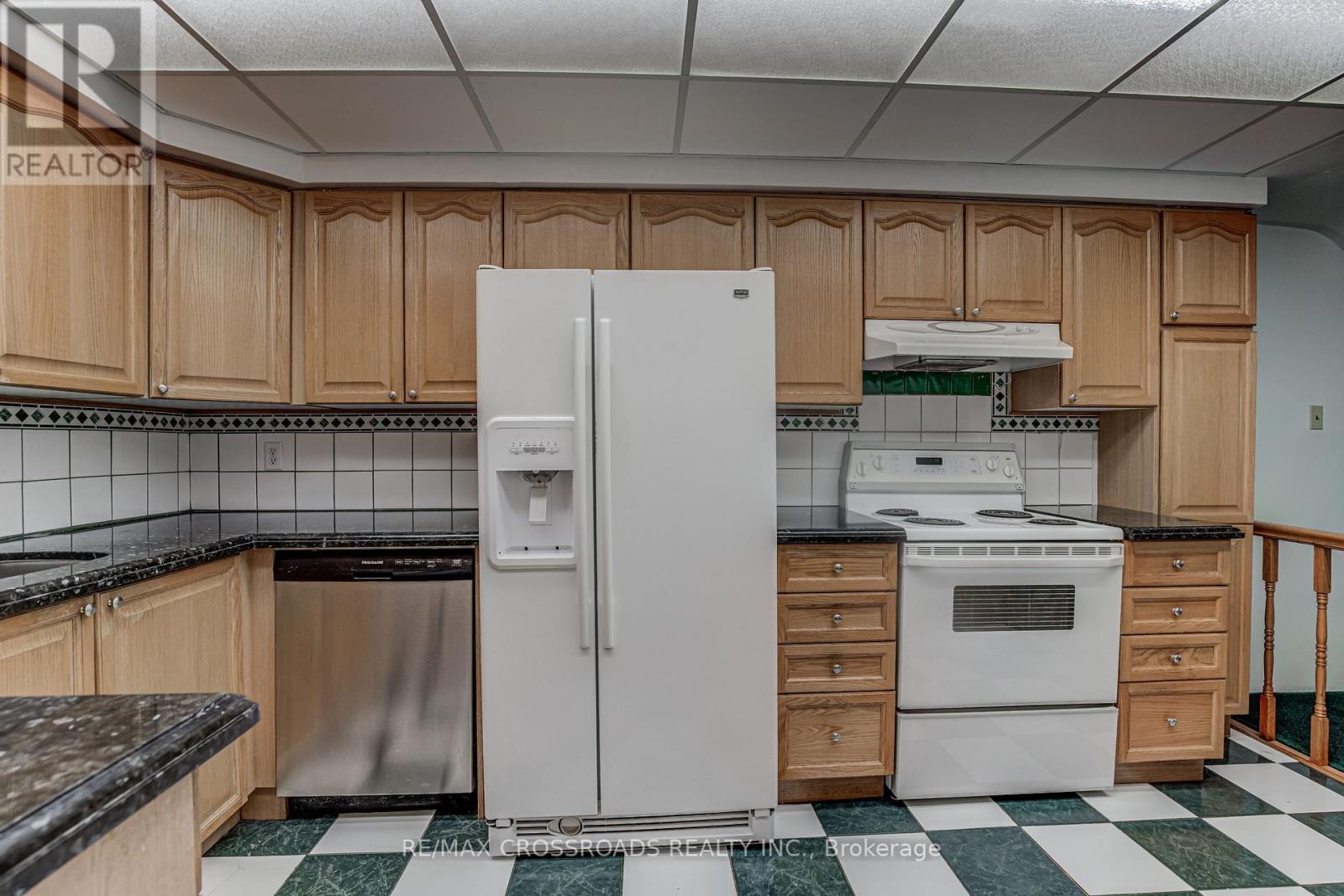 89 Wembley Drive, Toronto, Ontario  M4L 3C9 - Photo 7 - E12567528