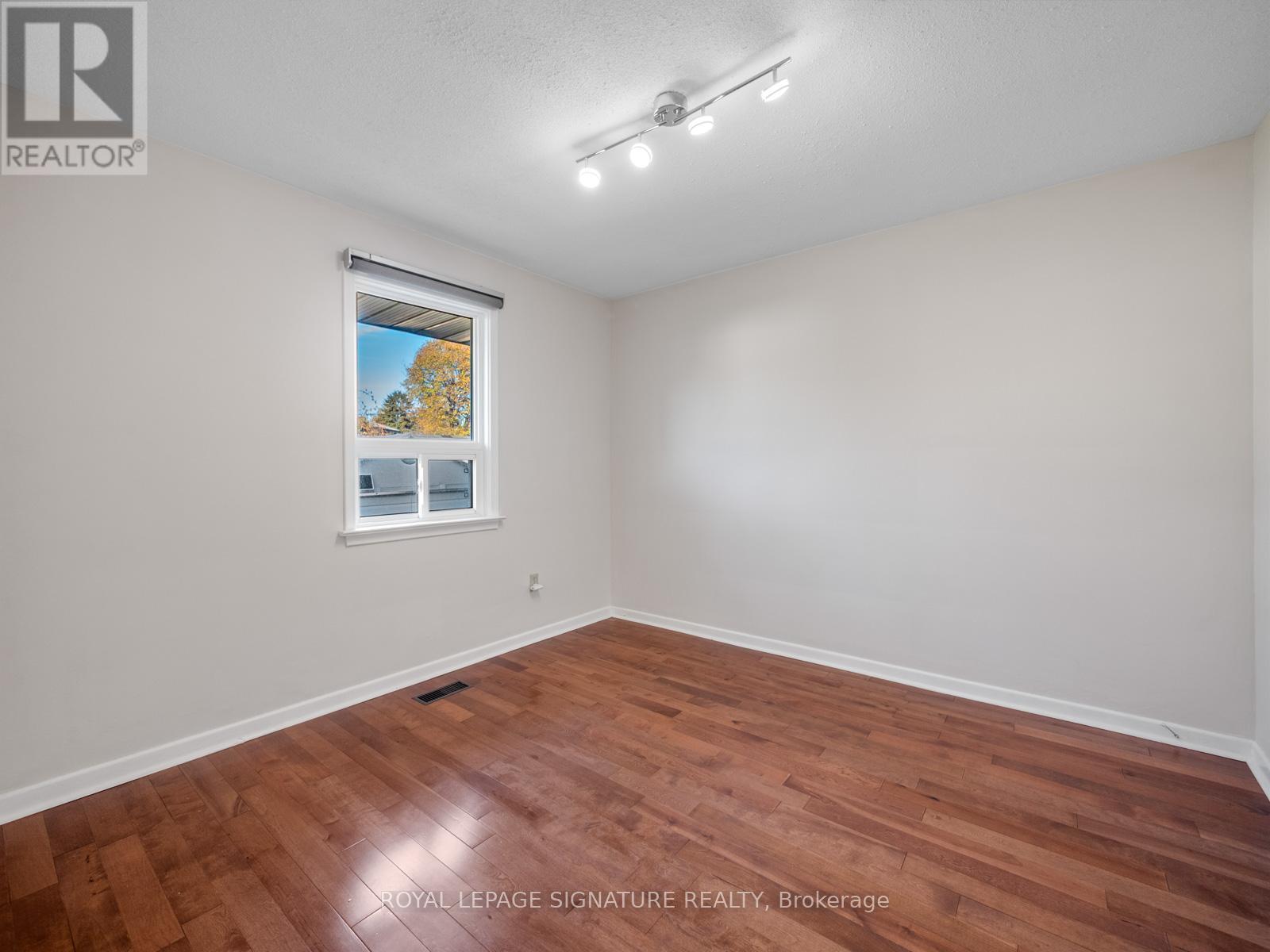 712 Brimorton Drive, Toronto, Ontario  M1G 2R9 - Photo 15 - E12567542