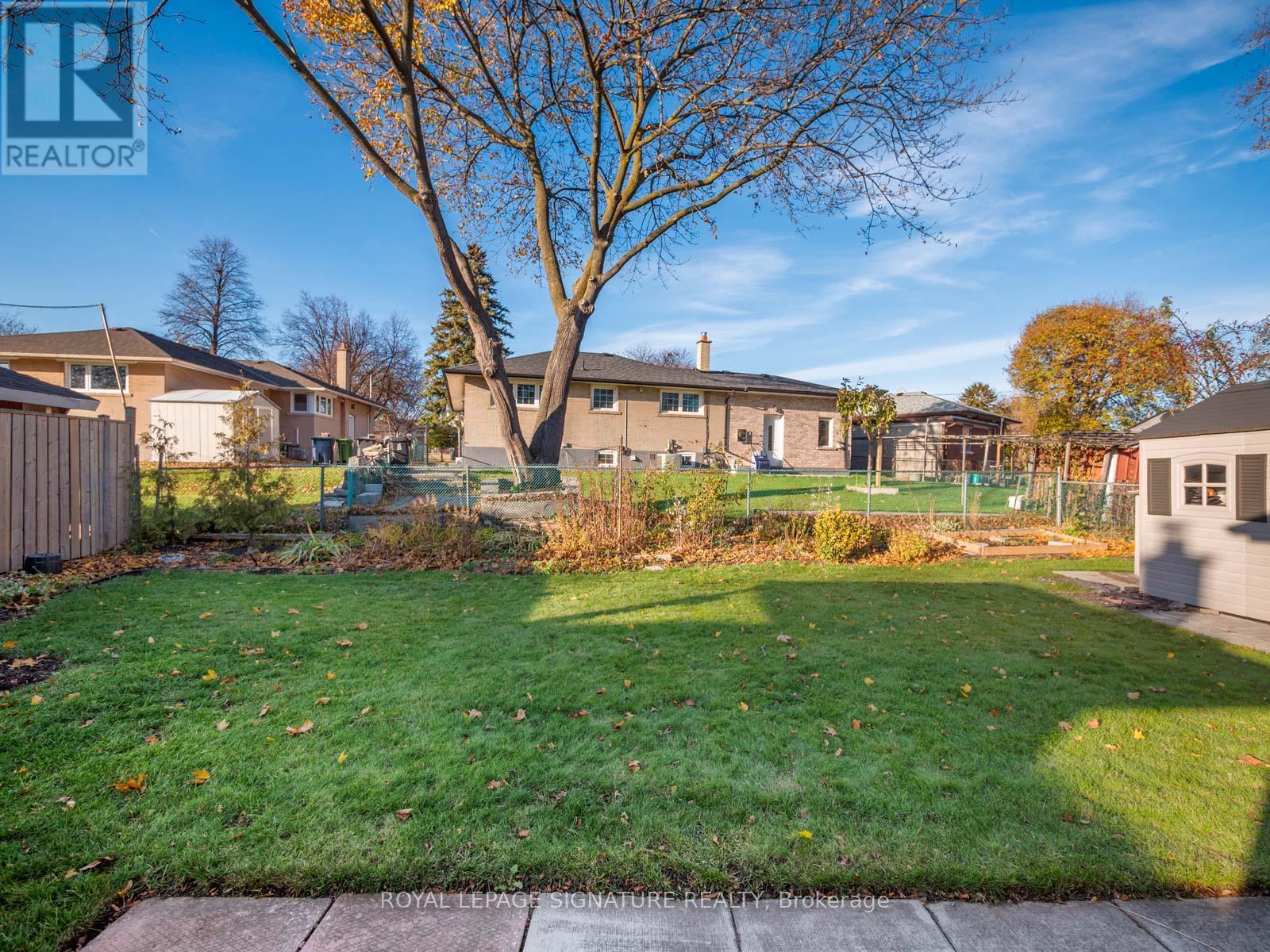 712 Brimorton Drive, Toronto, Ontario  M1G 2R9 - Photo 38 - E12567542