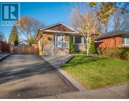 712 BRIMORTON DRIVE, Toronto, Ontario