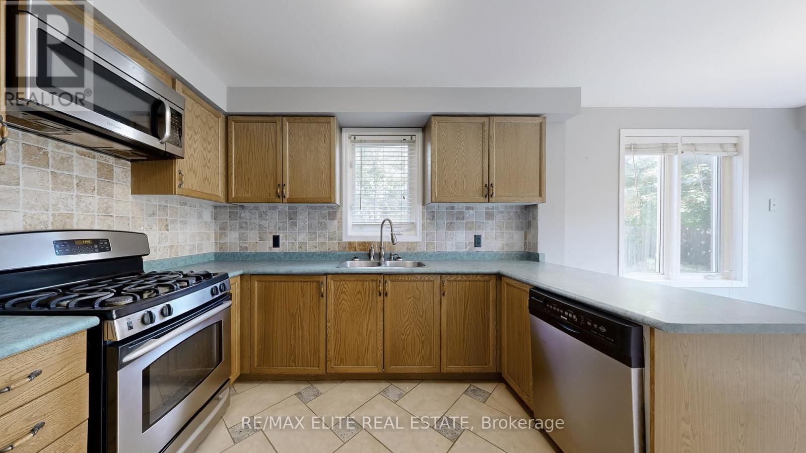 1785 Mcgill Court, Oshawa, Ontario  L1G 8A3 - Photo 13 - E12567594