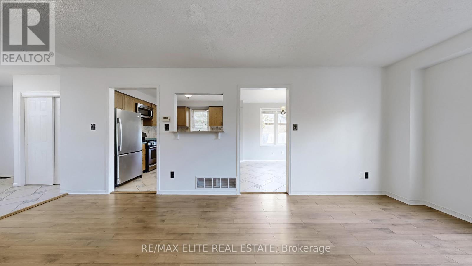 1785 Mcgill Court, Oshawa, Ontario  L1G 8A3 - Photo 6 - E12567594