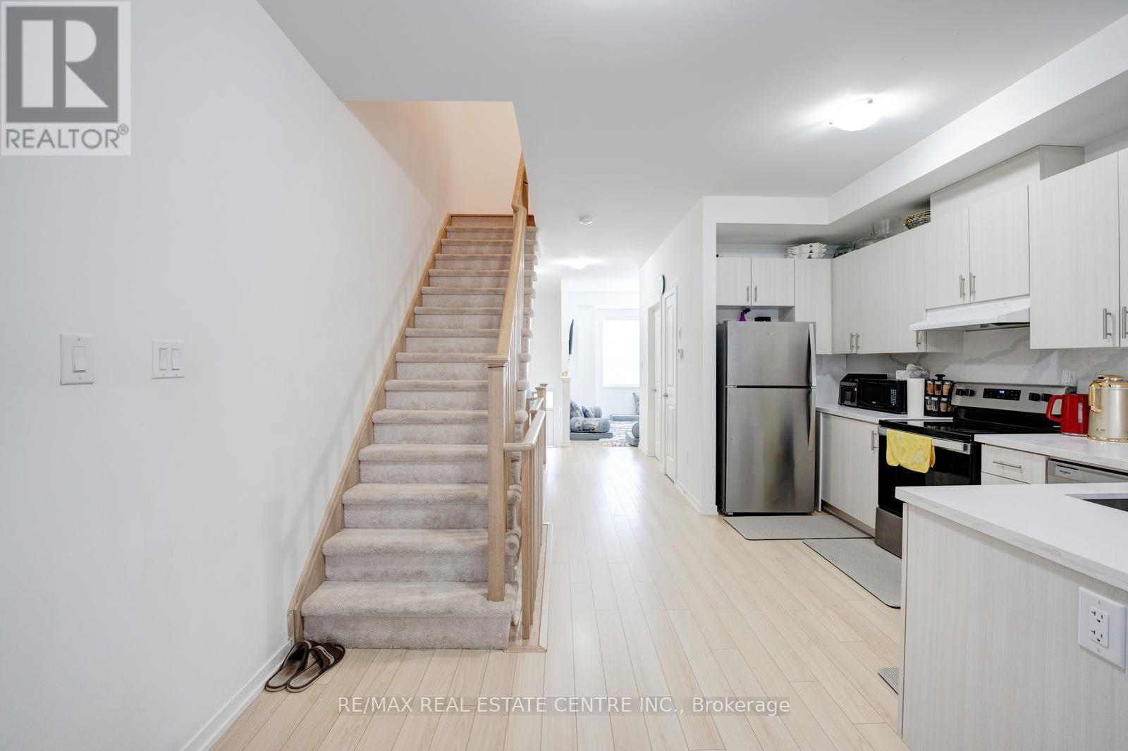 149 Hunt Street, Ajax, Ontario  L1S 7M3 - Photo 10 - E12567666