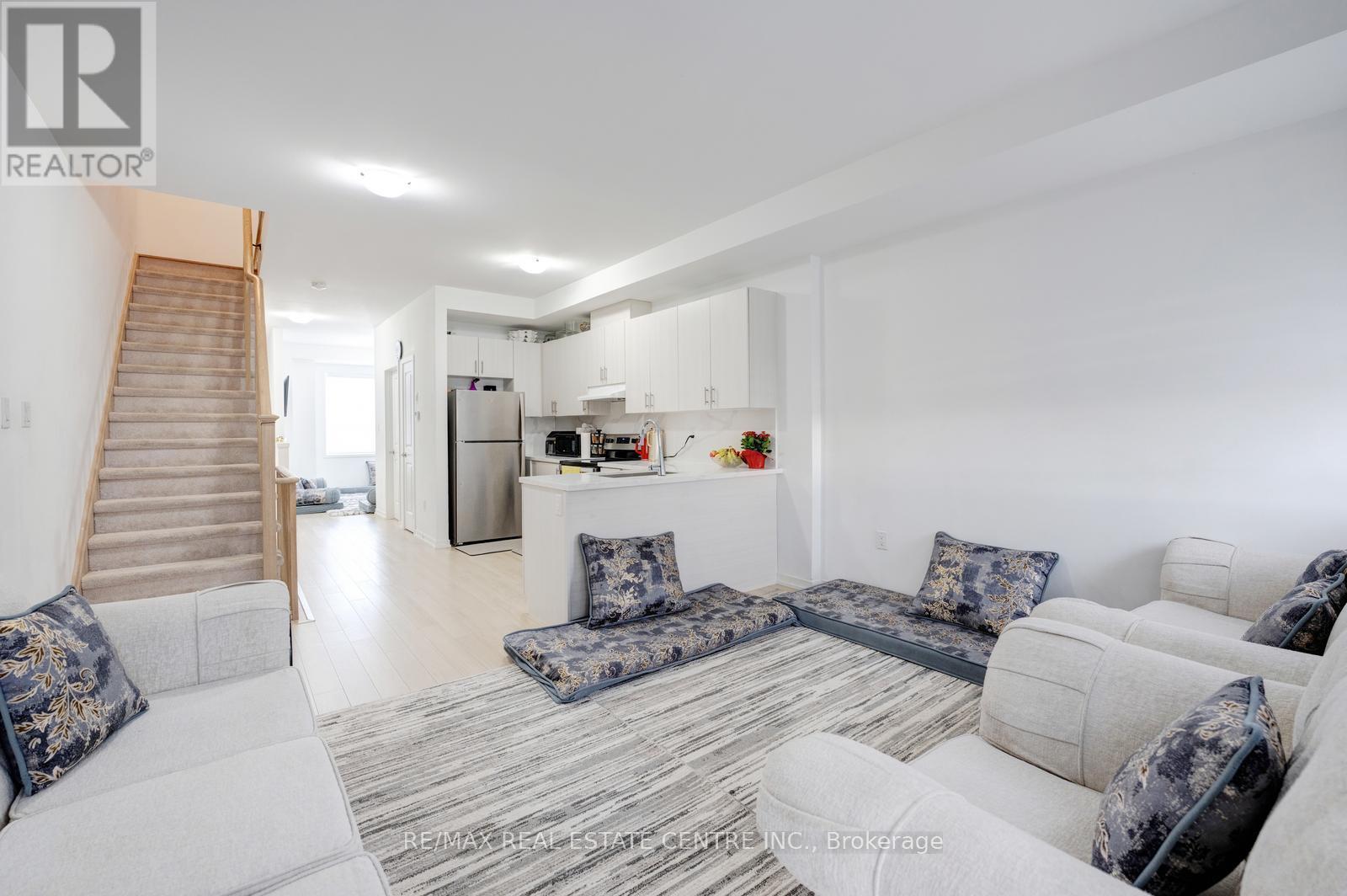 149 Hunt Street, Ajax, Ontario  L1S 7M3 - Photo 11 - E12567666