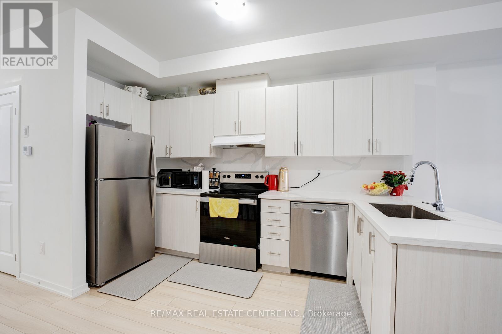 149 Hunt Street, Ajax, Ontario  L1S 7M3 - Photo 16 - E12567666