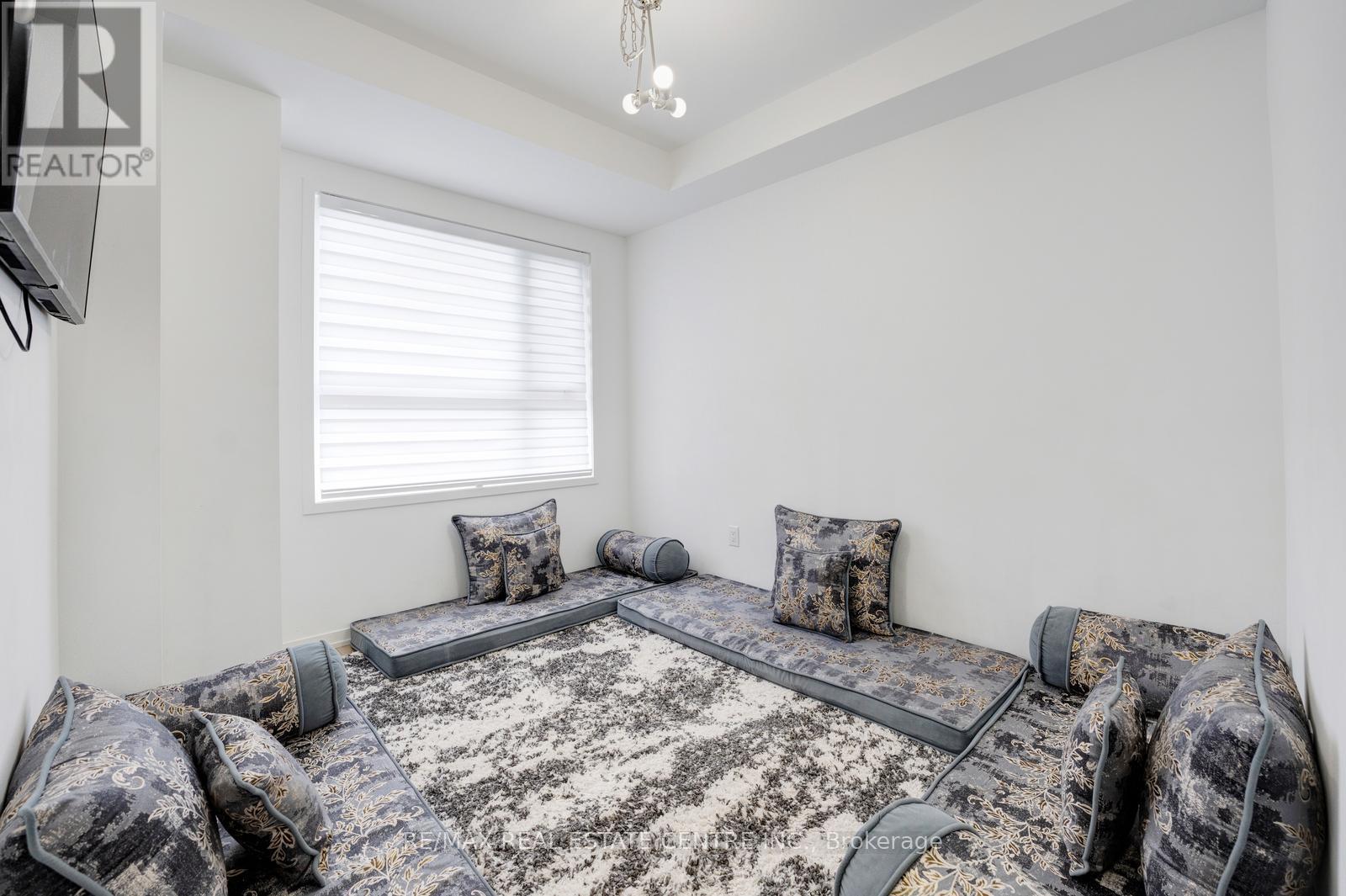 149 Hunt Street, Ajax, Ontario  L1S 7M3 - Photo 9 - E12567666