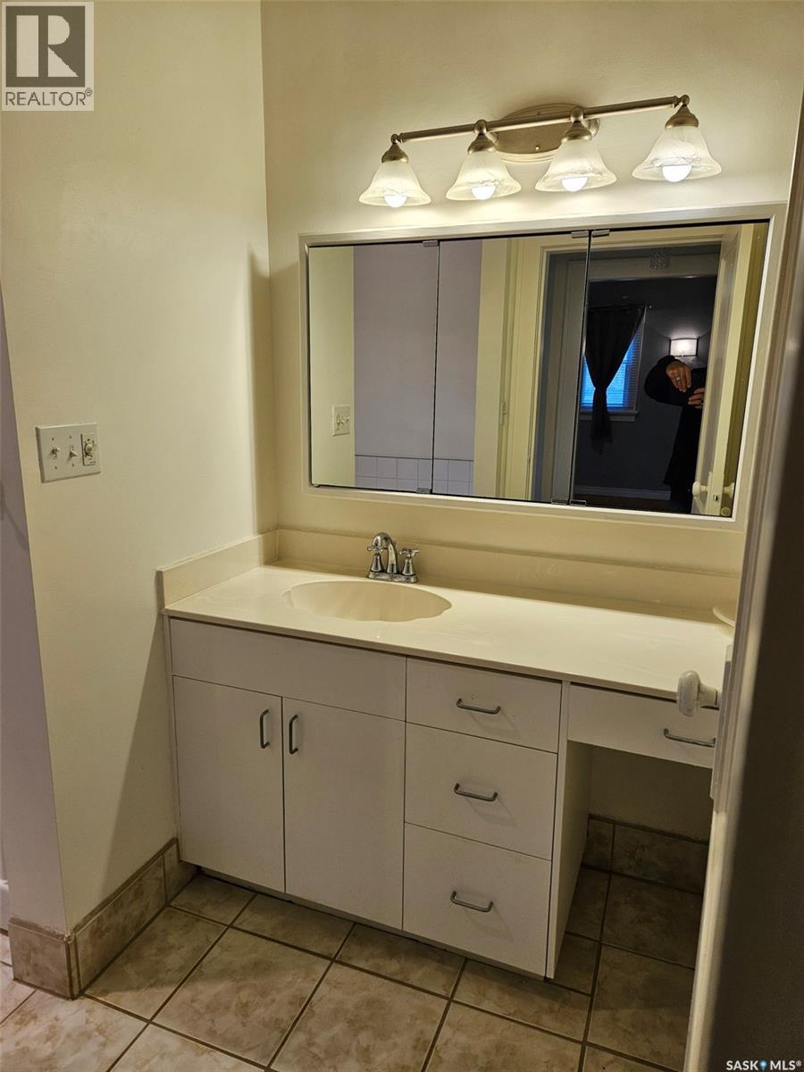 201 Souris Avenue E, Carlyle, Saskatchewan  S0C 0R0 - Photo 14 - SK024512