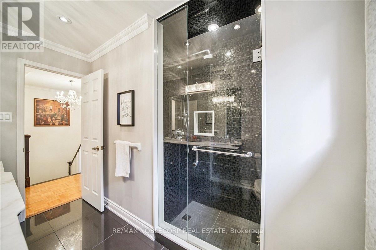 31 Mountfield Crescent, Vaughan, Ontario  L4J 7E9 - Photo 22 - N12567522