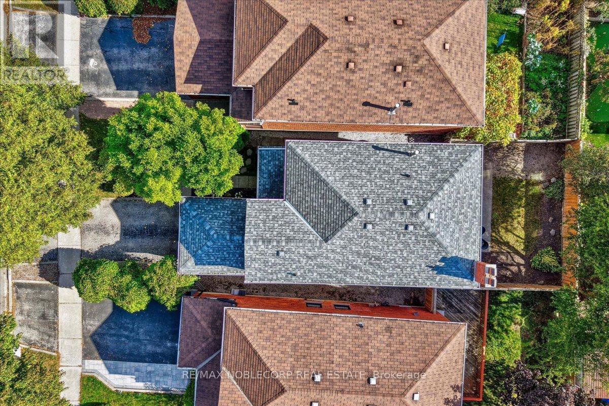 31 Mountfield Crescent, Vaughan, Ontario  L4J 7E9 - Photo 34 - N12567522