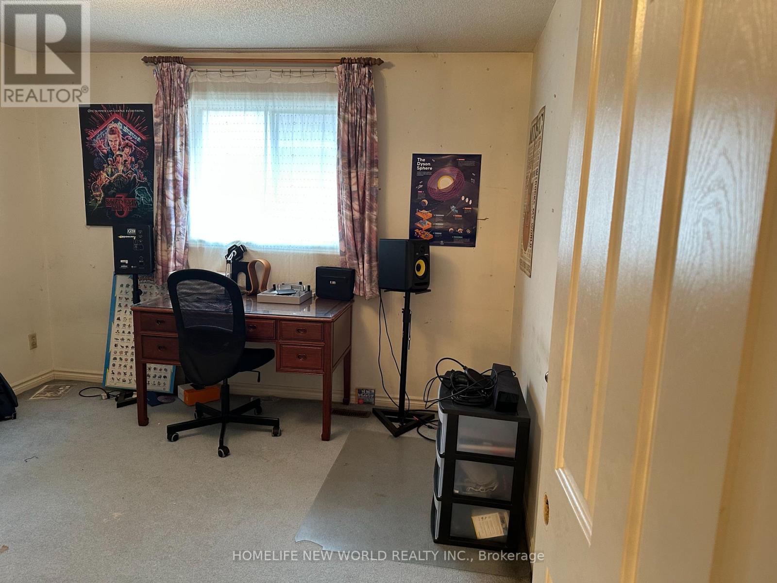 19 Leno Mills Avenue, Richmond Hill, Ontario  L4S 1J3 - Photo 18 - N12567670