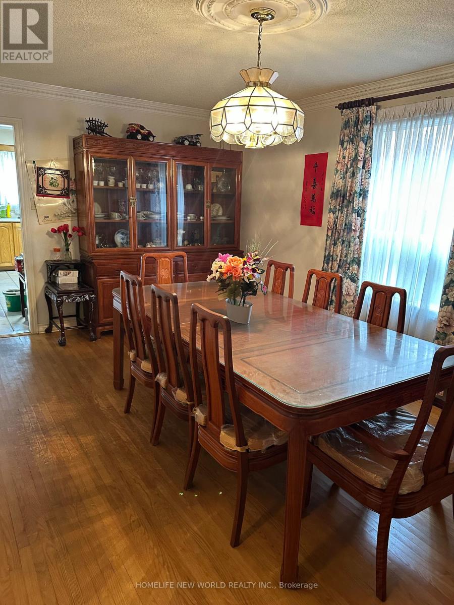 19 Leno Mills Avenue, Richmond Hill, Ontario  L4S 1J3 - Photo 8 - N12567670